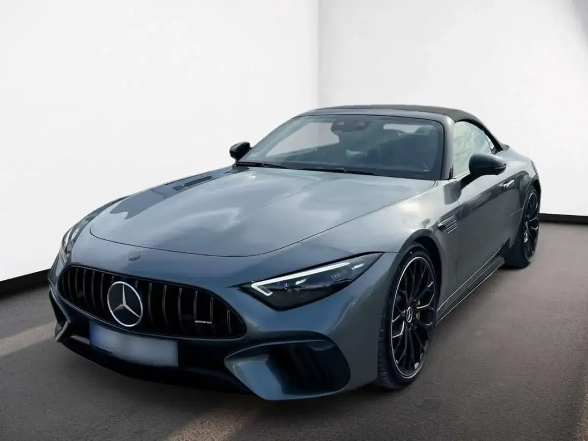 Gebraucht Mercedes SL63 AMG AMG 585 PS (430 kW) 2026 Metalliclack selenitgrau Cabrio