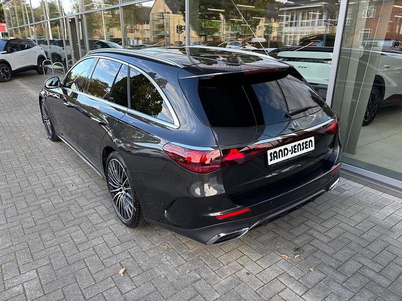 Gebraucht Mercedes E220 AMG Line Premium 197 PS (144 kW) 2024 Grafitgrau metallic Kombi