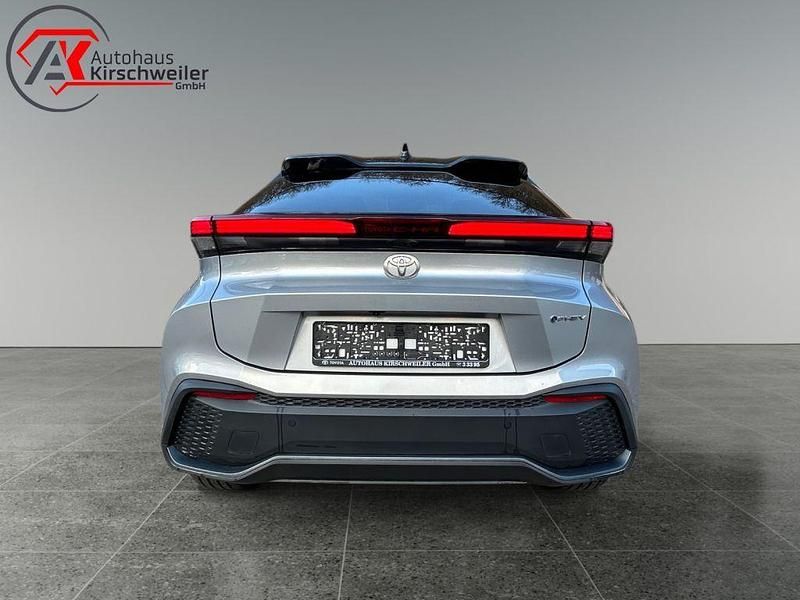 Gebraucht Toyota C-HR Team 223 PS (164 kW) 2024 Shimmering silver metallic/sch SUV