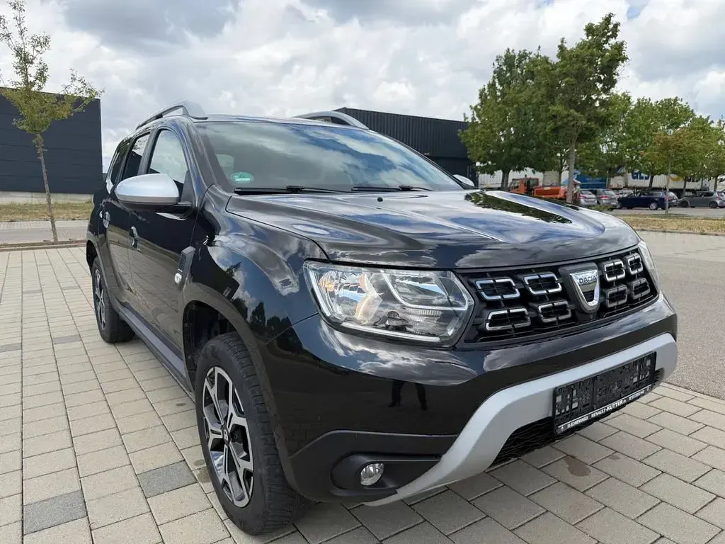 Gebraucht Dacia Duster Anniversary 131 PS (96 kW) 2019 Schwarz SUV
