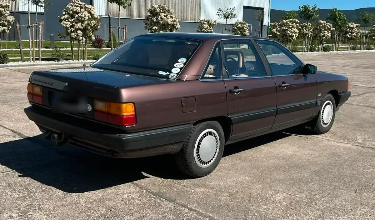 Gebraucht Audi 100 115 PS (84 kW) 1985 Braun Limousine