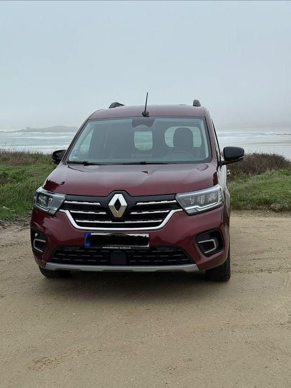 Gebraucht Renault Kangoo Techno 131 PS (96 kW) 2024 Rot Van / Kleinbus