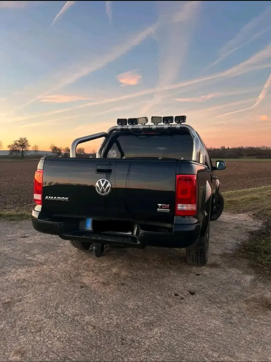 Używany VW Amarok 163 KM (119 kW) 2013 Czarny Pickup