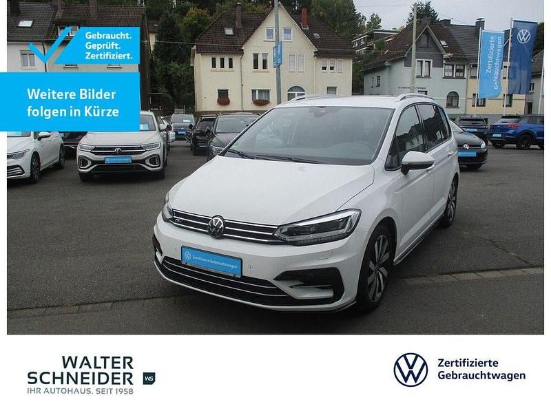 Pure white Gebraucht 2023 VW Touran R-line Van / Kleinbus | 32.350 € (Guter Preis) - Bild 1/3