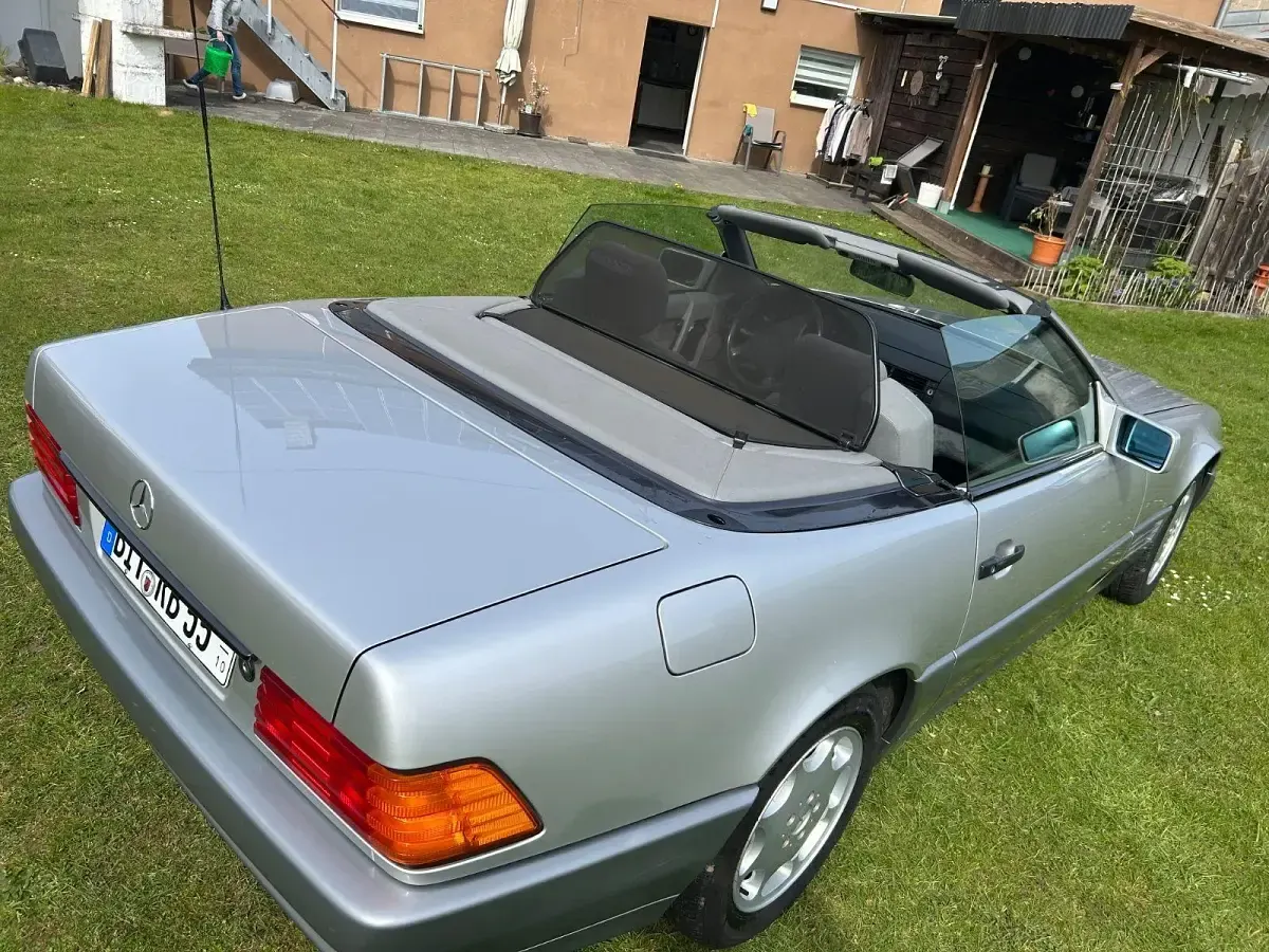 Gebraucht Mercedes SL320 231 PS (169 kW) 1993 Silber Cabrio