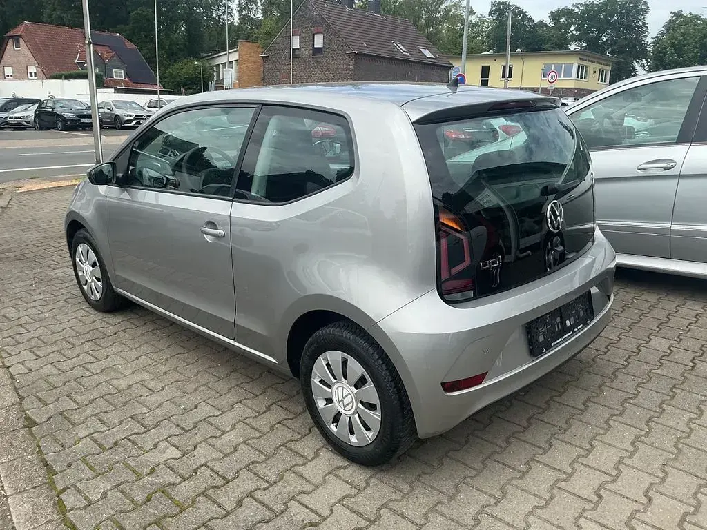 Gebraucht VW up! 65 PS (47 kW) 2022 Silber Kleinwagen