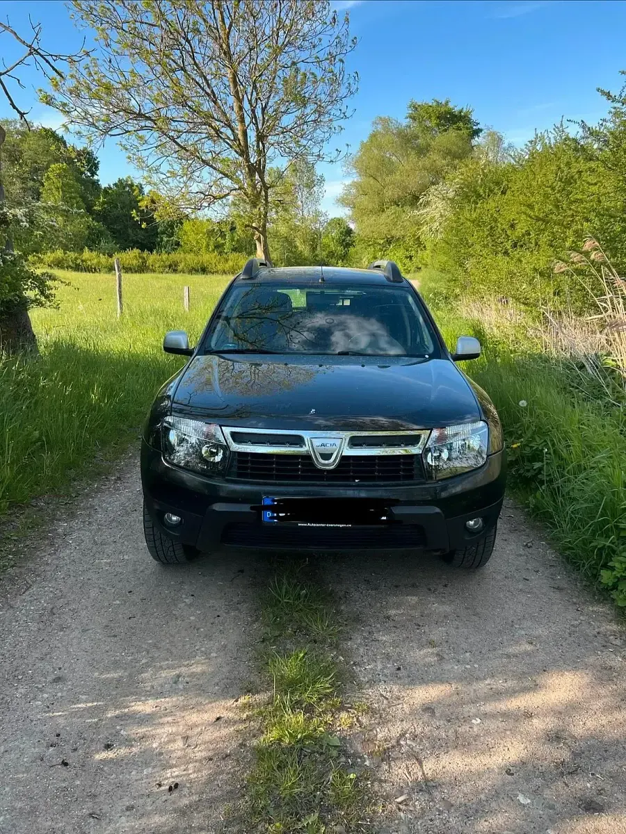 Gebraucht Dacia Duster 105 PS (77 kW) 2011 Schwarz SUV