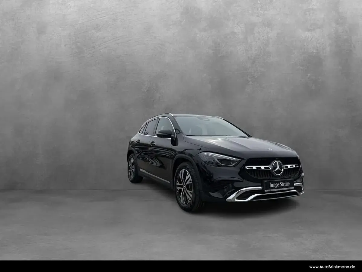 Gebraucht Mercedes GLA200 Progressive 163 PS (119 kW) 2026 Lack kosmosschwarz SUV