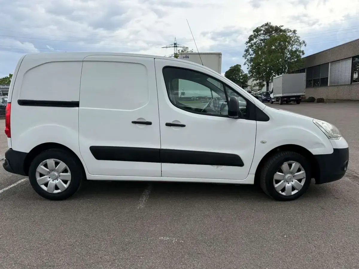 Gebraucht Citroën Berlingo 75 PS (55 kW) 2011 Blanc banquise Van / Kleinbus
