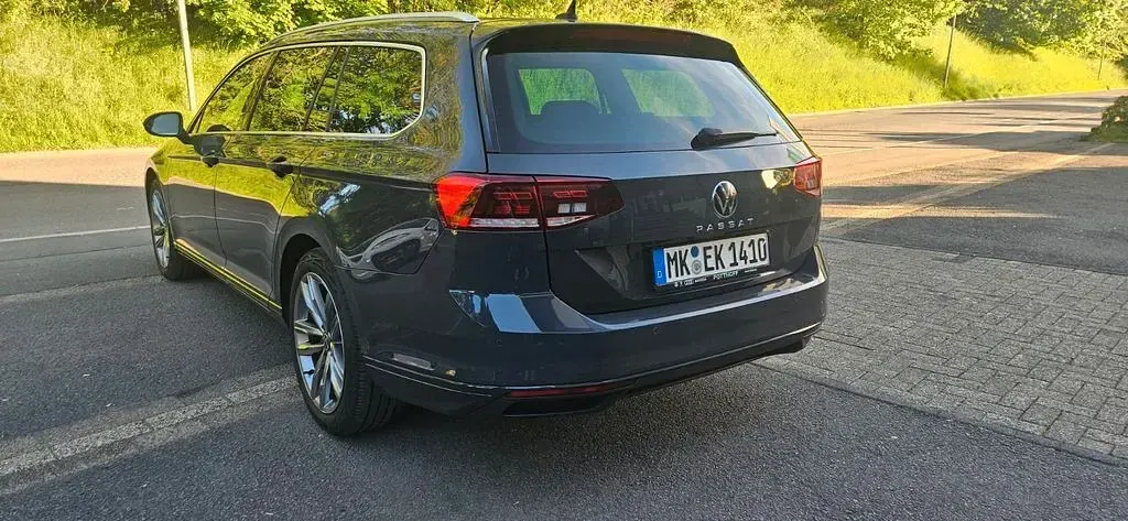 Gebraucht VW Passat 150 PS (110 kW) 2021 Limousine