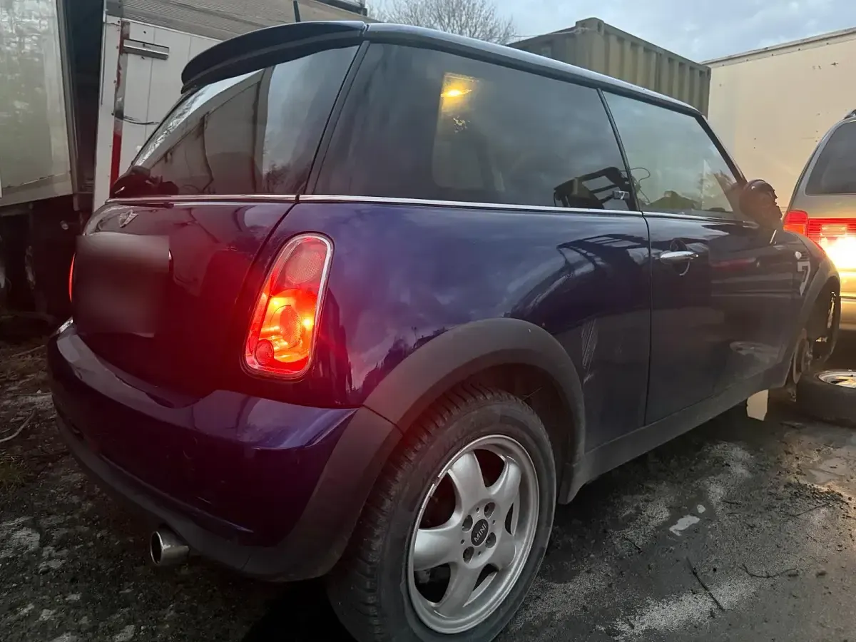 Usado Mini ONE 90 HP (66 kW) 2006 Azul Citadino