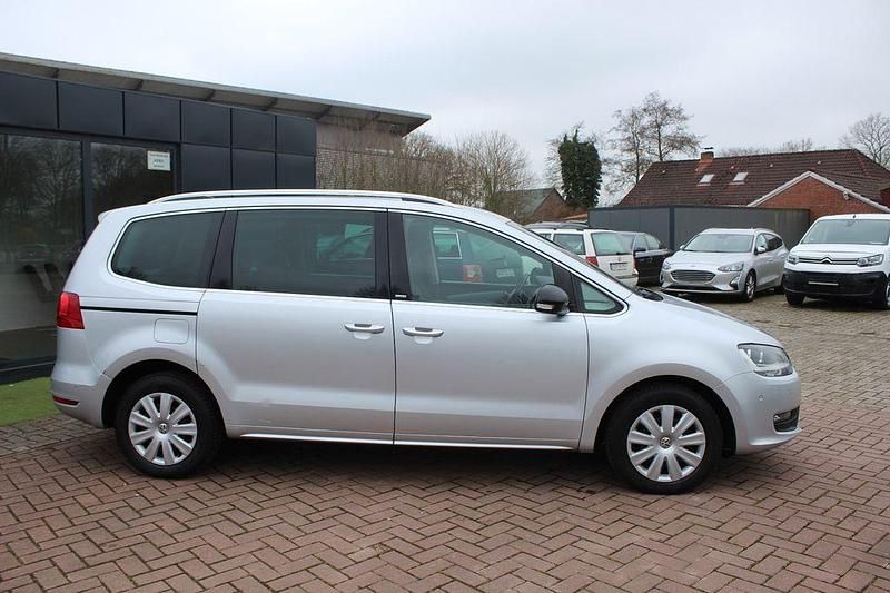 Gebraucht VW Sharan Style 140 PS (102 kW) 2011 Silber Van / Kleinbus