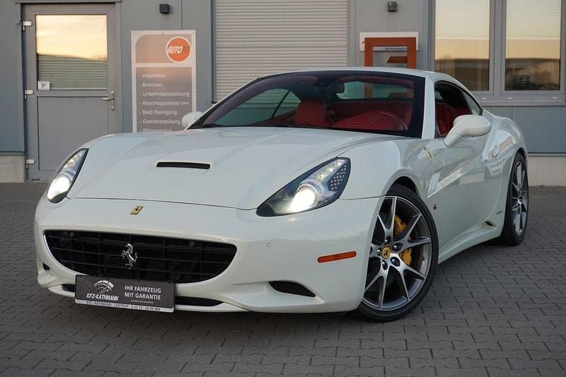 Gebraucht Ferrari California 460 PS (338 kW) 2012 Weiß Cabrio