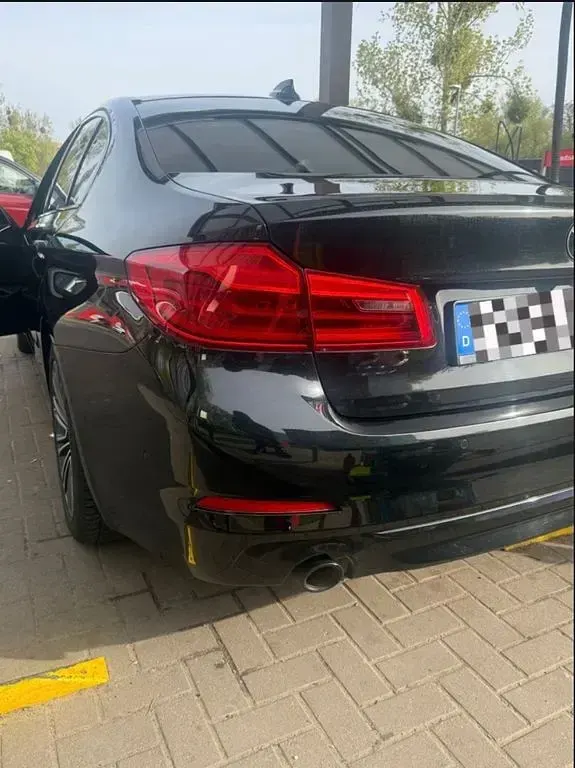 Usata BMW 530 Performance 252 CV (185 kW) 2018 Nero Berlina