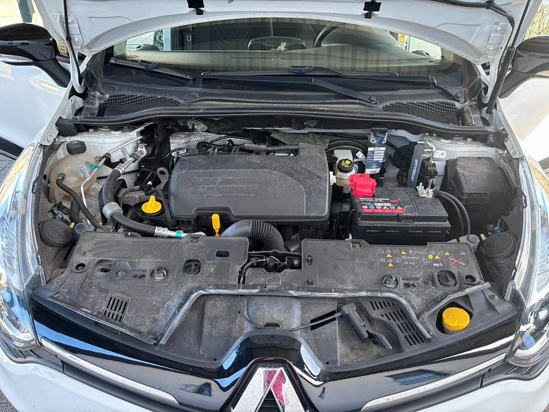 Gebraucht Renault Clio IV 72 PS (52 kW) 2018 Weiß Kleinwagen