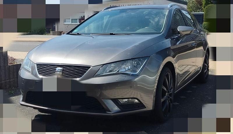 Grau Gebraucht 2014 Seat Leon ST Style Kombi | 4.800 € (Guter Preis) - Bild 1/4