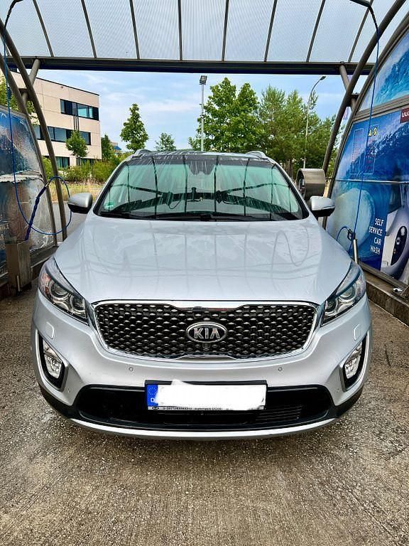 Silber Gebraucht 2016 Kia Sorento Platinum Edition SUV | 13.000 € (Superpreis) - Bild 1/4