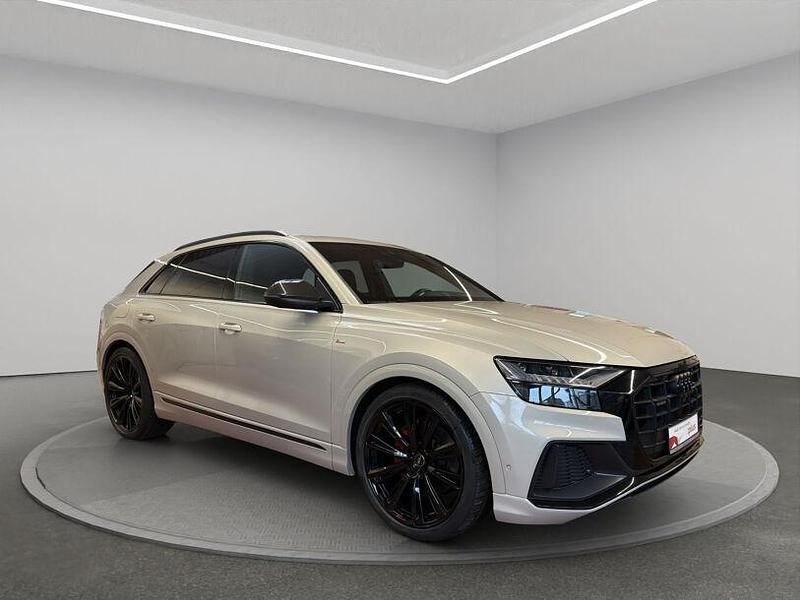 Gebraucht Audi Q8 S-Line 286 PS (210 kW) 2022 Beige SUV