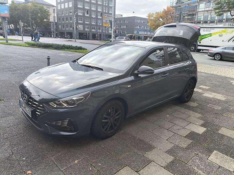 Gebraucht Hyundai i30 Edition 30 159 PS (116 kW) 2021 Schwarz Coupé