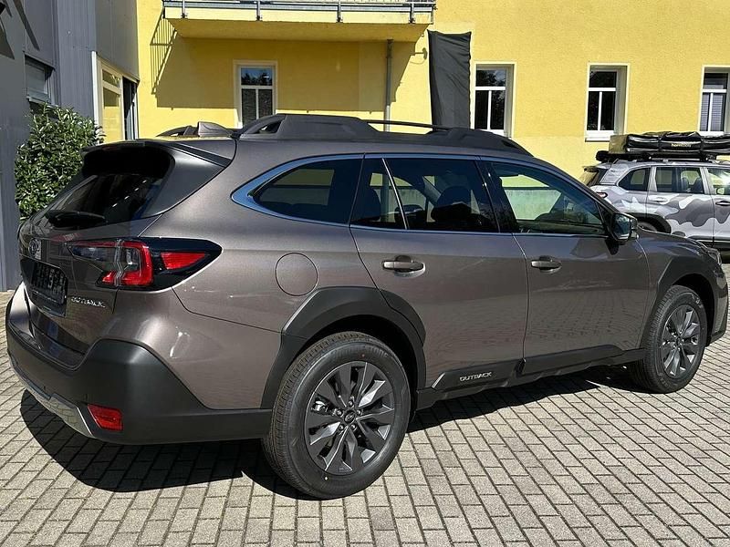 Neu Subaru Outback Active 169 PS (124 kW) 2025 Brillant bronze SUV