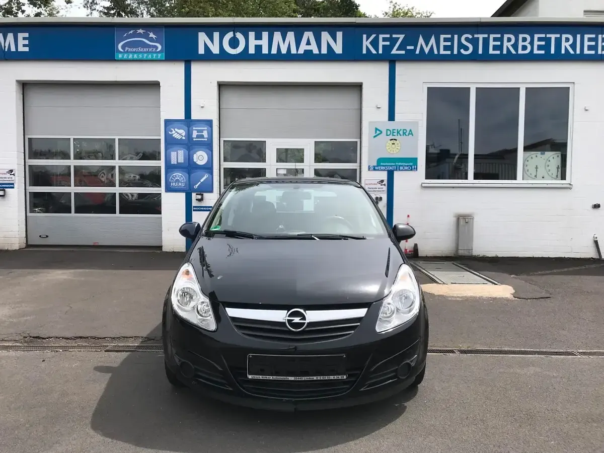 Gebraucht Opel Corsa 90 PS (66 kW) 2009 Schwarz Kleinwagen