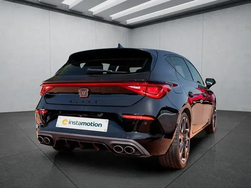 Gebraucht Cupra Leon VZ 300 PS (220 kW) 2024 Schwarz Kleinwagen