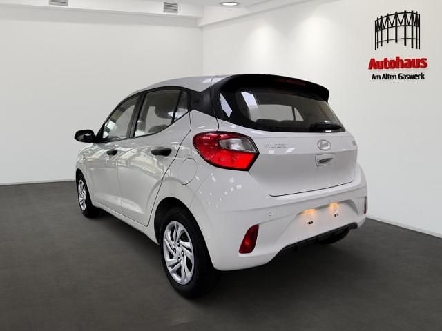 Neu Hyundai i10 63 PS (46 kW) 2025 Weiss Kleinwagen