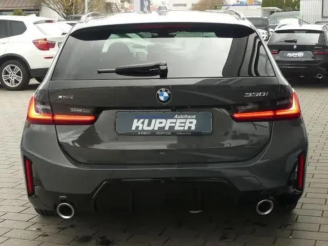 Brugt BMW 330 Performance 245 HK (180 kW) 2025 Grå Stationcar