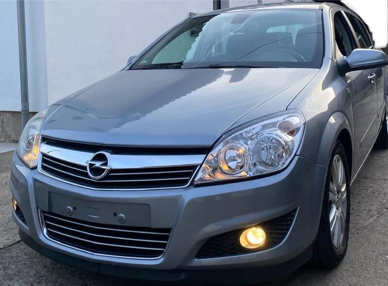 Andere außenfarben Gebraucht 2008 Opel Astra Kleinwagen | 2.199 € (Guter Preis) - Bild 1/4