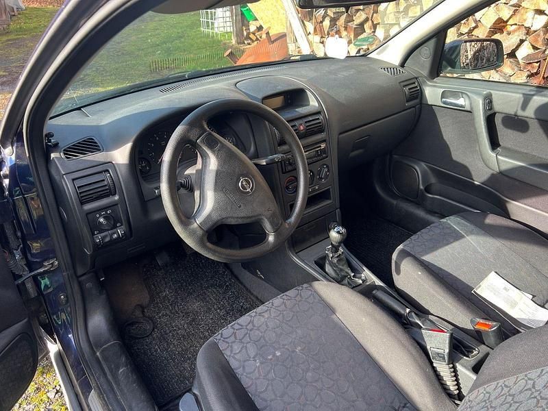Gebraucht Opel Astra Edition 101 PS (74 kW) 2000 Blau Limousine