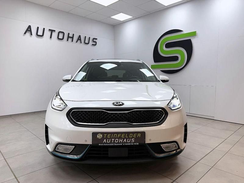 Gebraucht Kia Niro Spirit 141 PS (103 kW) 2019 Weiß SUV