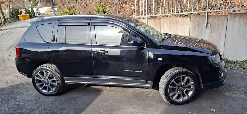 Gebraucht Jeep Compass Limited 163 PS (119 kW) 2013 Schwarz SUV