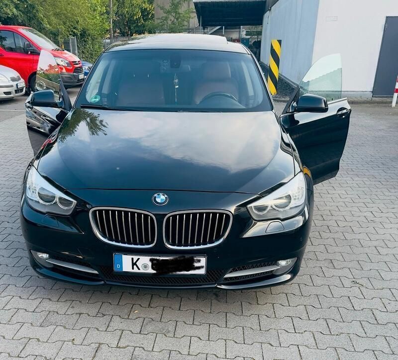Schwarz Gebraucht 2011 BMW 530 Limousine | 12.000 € (Fairer Preis) - Bild 1/4