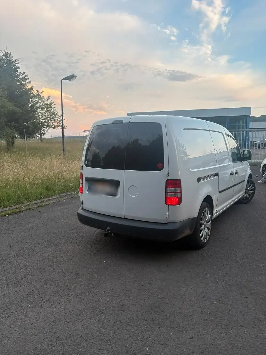 Gebraucht VW Caddy 109 PS (80 kW) 2012 Weiß Van / Kleinbus