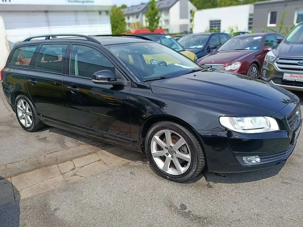 Gebraucht Volvo V70 Linje Svart 120 PS (88 kW) 2015 Schwarz Kombi