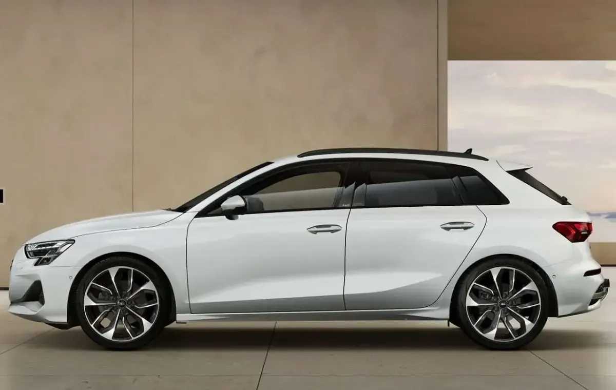 Gebraucht Audi A3 Sport 150 PS (110 kW) 2025 Weiß Kombi