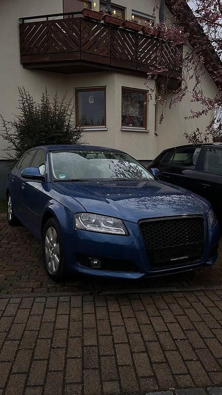 Gebraucht Audi A3 Attraction 102 PS (75 kW) 2009 Blau Kleinwagen