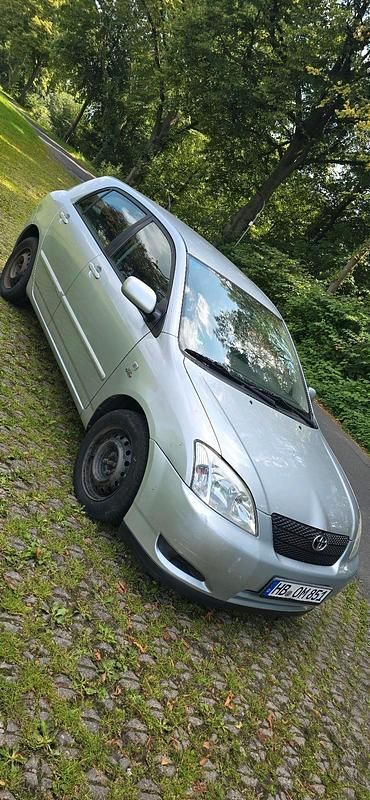 Silber Gebraucht 2004 Toyota Corolla Kleinwagen | 1.200 € (Guter Preis) - Bild 1/4