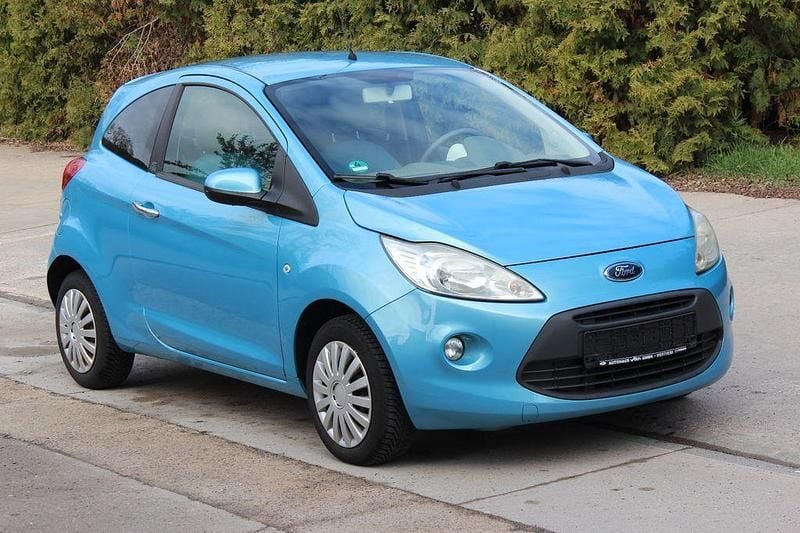 Gebraucht Ford Ka Titanium 69 PS (50 kW) 2011 Blau Kleinwagen