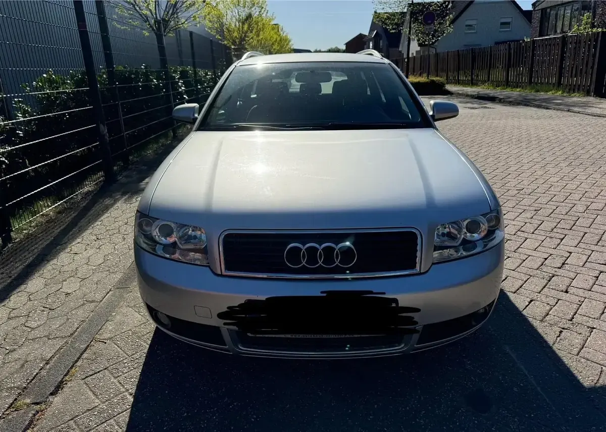 Usata Audi A4 100 CV (73 kW) 2004 Argento Station wagon