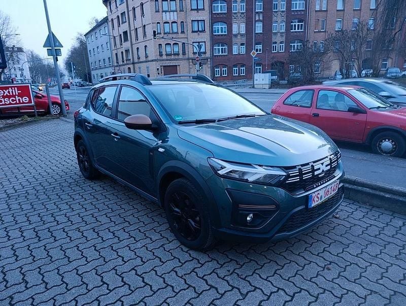 Gebraucht Dacia Sandero Extreme 110 PS (80 kW) 2024 Grün Limousine