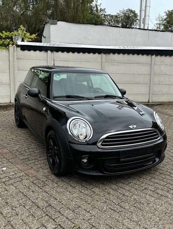 Gebraucht Mini ONE 75 PS (55 kW) 2012 Schwarz Kleinwagen