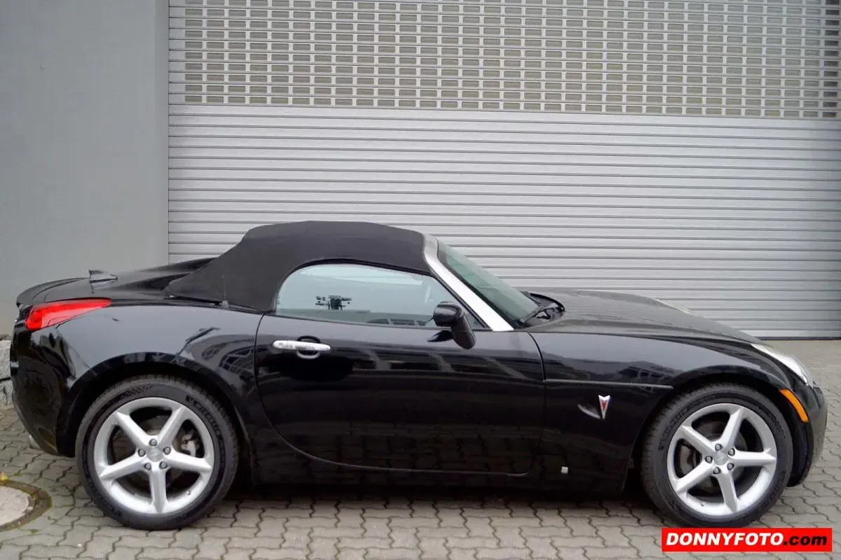 Gebraucht Pontiac Solstice 264 PS (194 kW) 2008 Schwarz Cabrio