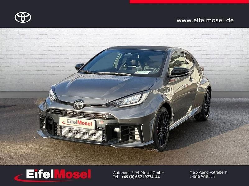 Palladiumsilber metallic Gebraucht 2024 Toyota Yaris Kleinwagen | 48.960 € (Fairer Preis) - Bild 1/4