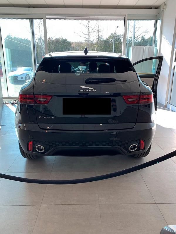 Gebraucht Jaguar E-Pace R-Dynamic 200 PS (147 kW) 2019 Schwarz SUV