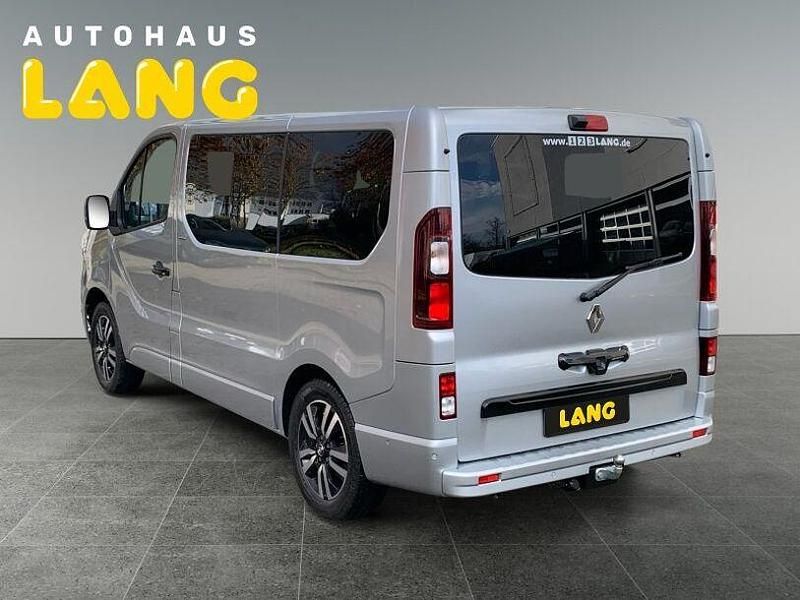 Gebraucht Renault Trafic 170 PS (125 kW) 2023 Silber Van / Kleinbus