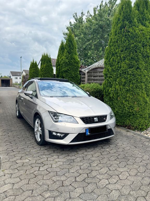 Gebraucht 2014 Seat Leon SC FR Kleinwagen | 6.400 € (Superpreis) - Bild 1/4