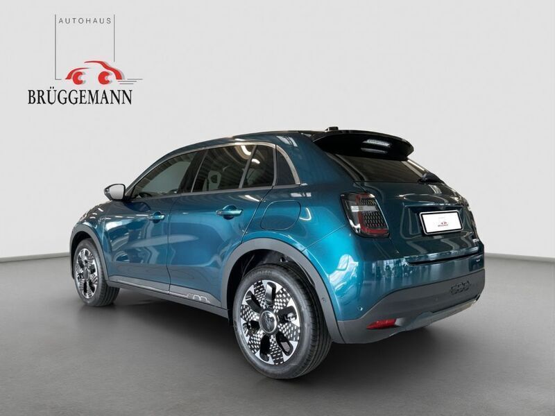 Gebraucht Fiat 600 La Prima 101 PS (74 kW) 2025 Grün SUV