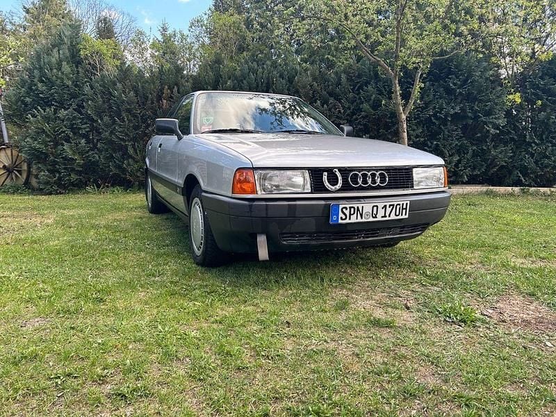 Second-hand Audi 80 90 CP (66 kW) 1990 Argintiu Berlinǎ
