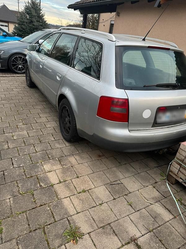 Gebraucht Audi A6 180 PS (132 kW) 2000 Silber Kombi
